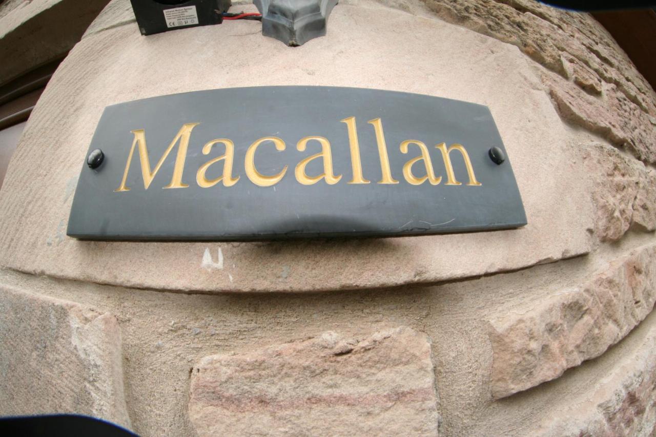 Macallen نايرن المظهر الخارجي الصورة
